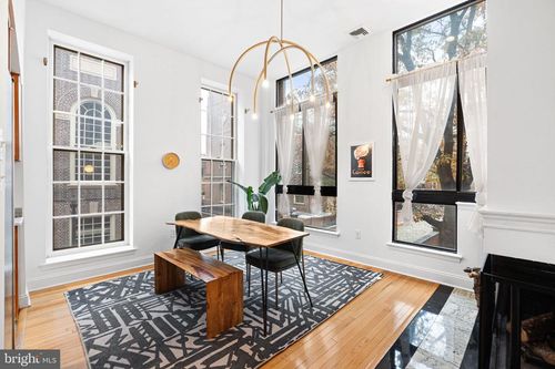 1j-210 Church St, PHILADELPHIA, PA, 19106-4519 | Card Image