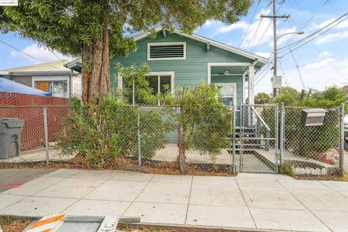 1604 57th Ave, Oakland, CA, 94621-4245 | Card Image