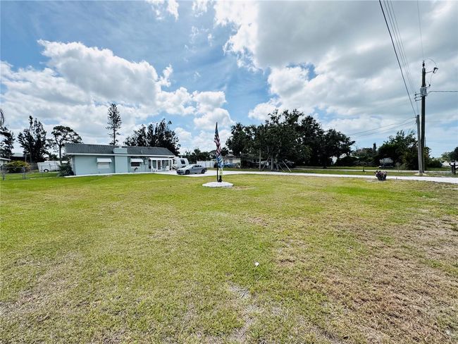 612 Shore Rd, House other with 2 bedrooms, 2 bathrooms and null parking in NOKOMIS FL | Image 17