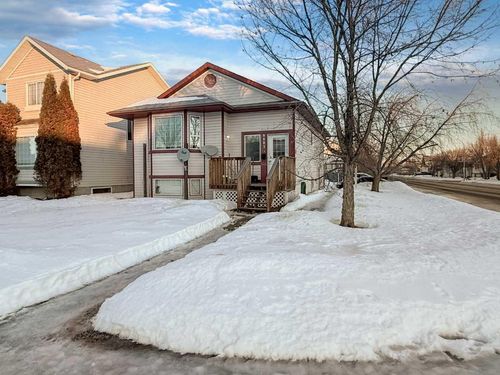 9002 63 Ave, Grande Prairie, AB, T8W2M3 | Card Image