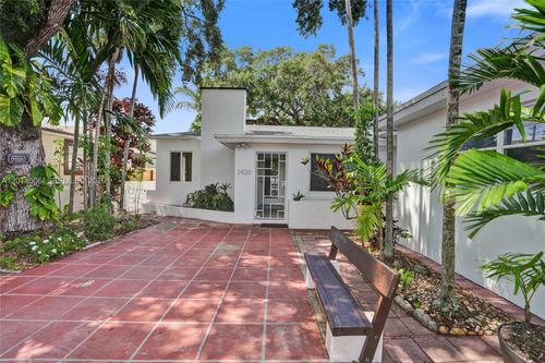 2420 Sw 16th St, Miami, FL, 33145-2027 | Card Image