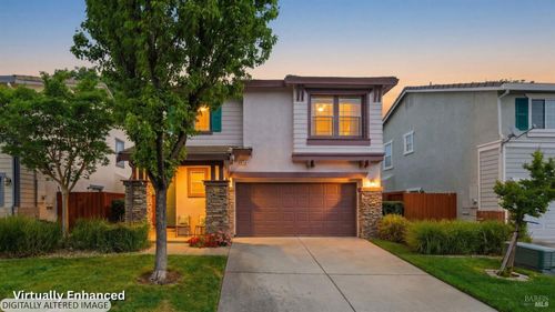 110 Chimney Rock Dr, Vacaville, CA, 95687-7737 | Card Image