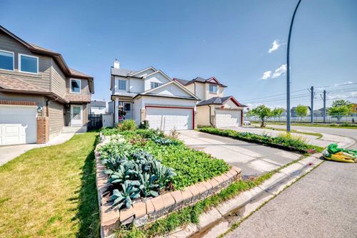96 Saddleback Way Ne, Calgary, AB, T3J4K5 | Card Image