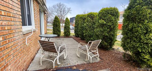 15699 Dupage Boulevard, Taylor, MI, 48180 | Card Image