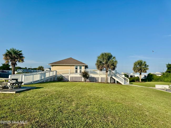 B-25 - 650 Cedar Point Blvd, Condo with 1 bedrooms, 1 bathrooms and null parking in Cedar Point NC | Image 40