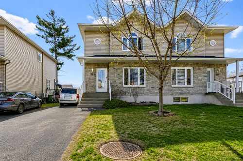 111 Rue Lucien-Gendron, Gatineau, QC, J8R0J1 | Card Image