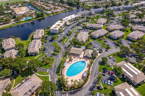 208-9411 S Belfort Cir, Tamarac, FL, 33321-1838 | Card Image