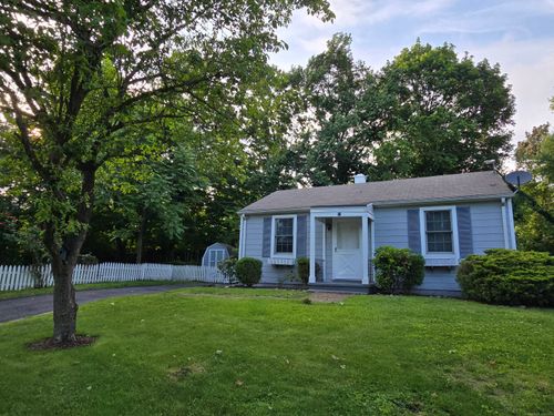 12 Wistar Ct, Darien, CT, 06820-5316 | Card Image
