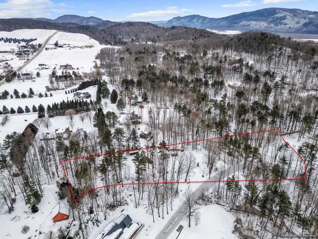 175 Thomas Dr, House other with 3 bedrooms, 2 bathrooms and null parking in Bristol VT | Image 32