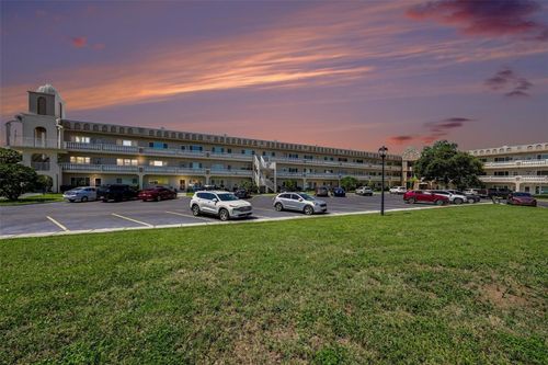 69-2284 Philippine Dr, CLEARWATER, FL, 33763-2847 | Card Image