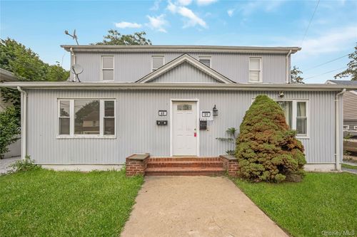 51 Peters Ave, Hempstead, NY, 11550-6807 | Card Image