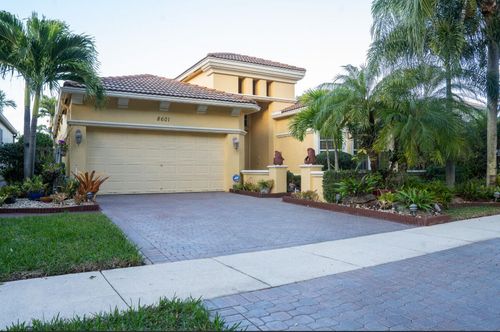 8601 Via Grande E, Wellington, FL, 33411-6541 | Card Image
