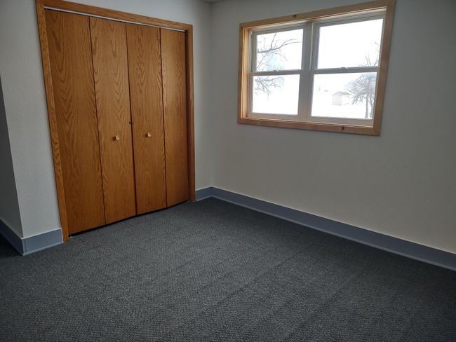 Large upper landing with storage | Image 40