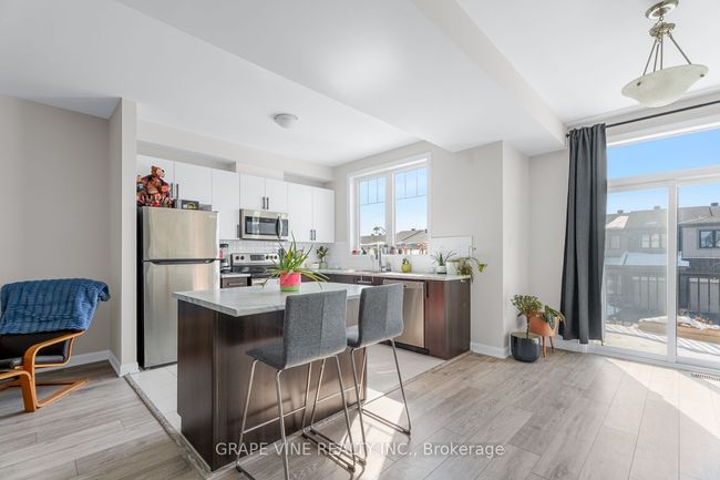 50 Teelin Circle, House attached with 2 bedrooms, 2 bathrooms and 2 parking in Barrhaven ON | Image 5