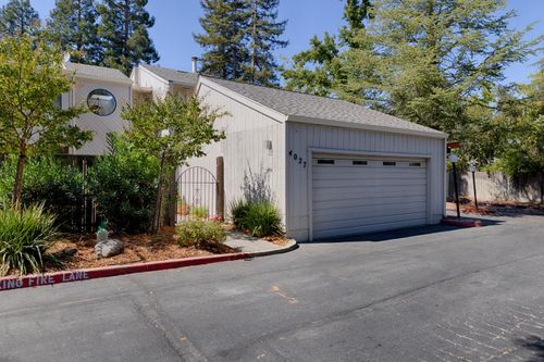 4027 Hollow Wood Ct, Carmichael, CA, 95608-1638 | Card Image