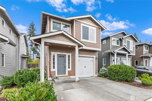 420 Raybird Ave, Granite Falls, WA, 98252-8655 | Card Image