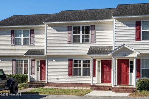 113 Tillett Ln, Sneads Ferry, NC, 28460-6727 | Card Image