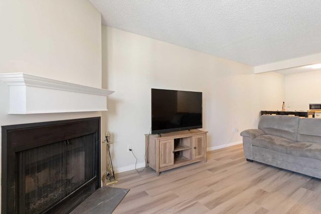3209 - 393 Patterson Hill Sw, Home with 2 bedrooms, 1 bathrooms and 1 parking in Calgary AB | Image 15