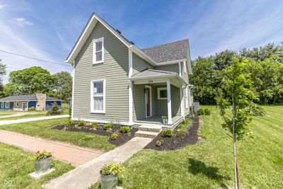 328 W Jefferson Street, House other with 3 bedrooms, 2 bathrooms and null parking in Kirklin IN | Image 2