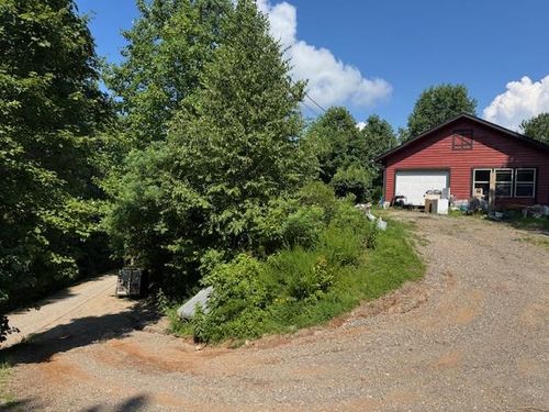 515 Lords Way, Andrews, NC, 28901-7363 | Card Image