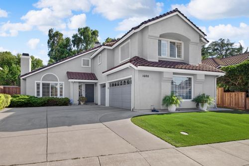 1680 Stags Leap Court, Tracy, CA, 95376 | Card Image