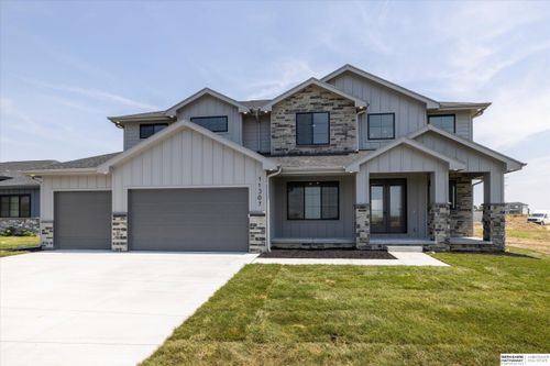 2335 N 210th Ave, Elkhorn, NE, 68022 | Card Image
