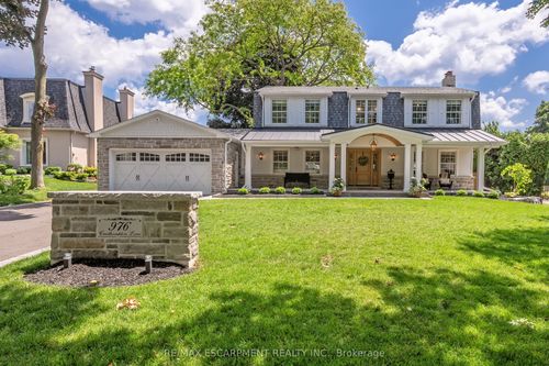 976 Cresthampton Lane, Mississauga, ON, L5H2X1 | Card Image