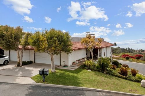 7 Ocean Crest Ct, Rancho Palos Verdes, CA, 90275-5462 | Card Image