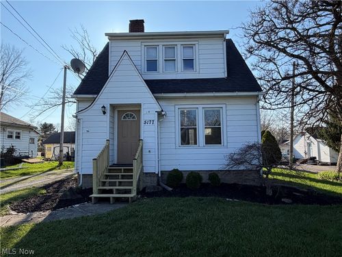 5177 Mahoning Ave Nw, Warren, OH, 44483-1433 | Card Image