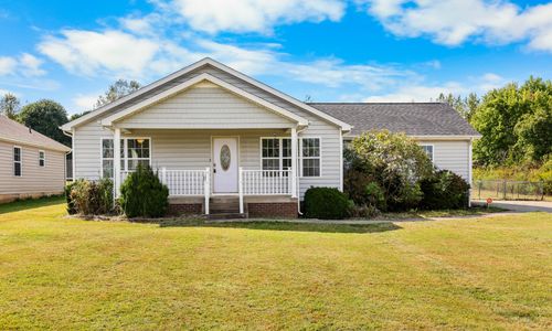 10700 Palmyra Rd, Oak Grove, KY, 42262-9418 | Card Image