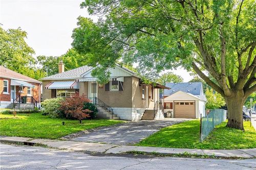 lower-77 W 4th St, Hamilton, ON, L9C3M6 | Card Image