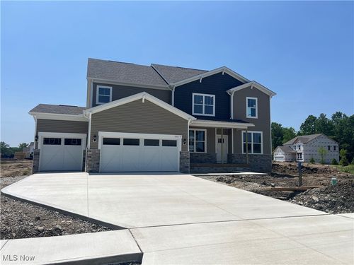 32005 Westview Trl, Avon Lake, OH, 44012-2695 | Card Image