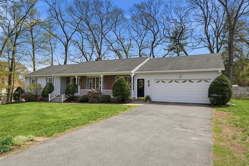 9 Jennifer Dr, West Springfield, MA, 01089-4535 | Card Image