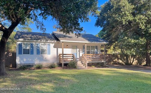 128 Peachtree St, Jarvisburg, NC, 27947-9505 | Card Image