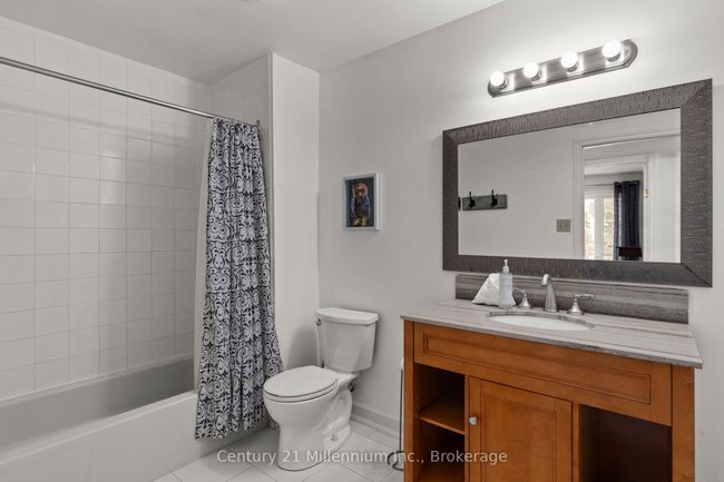 159 Vacation Inn Dr, Condo with 3 bedrooms, 3 bathrooms and 1 parking in Collingwood ON | Image 30