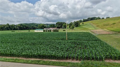 3434 Bair Rd Nw, Dover, OH, 44622-7078 | Card Image