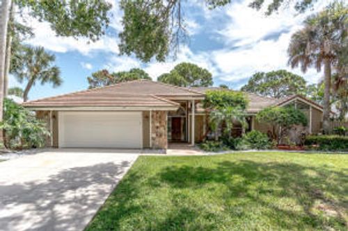 18654 Lake Bend Dr, Jupiter, FL, 33458-3843 | Card Image