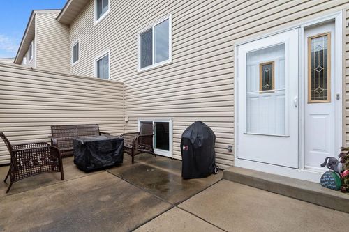 12201 Drake St Nw, Coon Rapids, MN, 55448-2022 | Card Image