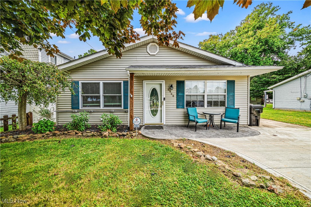 Lake Rd, Madison, OH 44057
