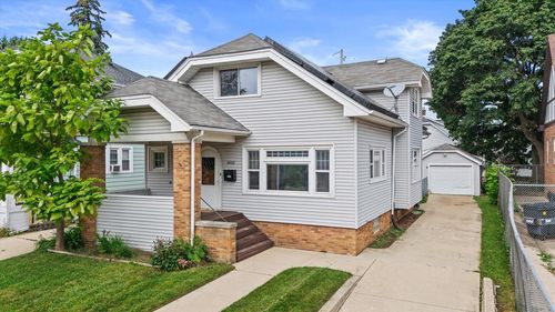 3002 Bate St, RACINE, WI, 53403-2818 | Card Image