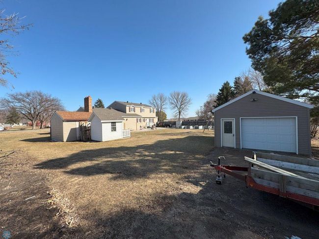 Back yard | Image 40