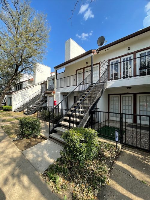apt-2203-13215 Emily Rd, Dallas, TX, 75240-8916 | Card Image
