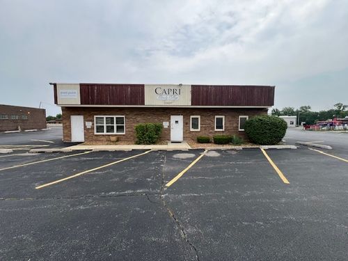 15825 Rob Roy Dr, Oak Forest, IL, 60452-2741 | Card Image