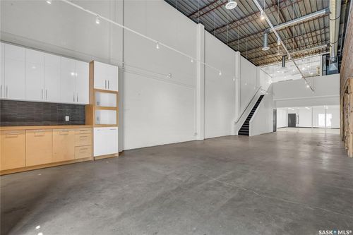 105-601 2nd Ave N, Saskatoon, SK, S7K2C7 | Card Image