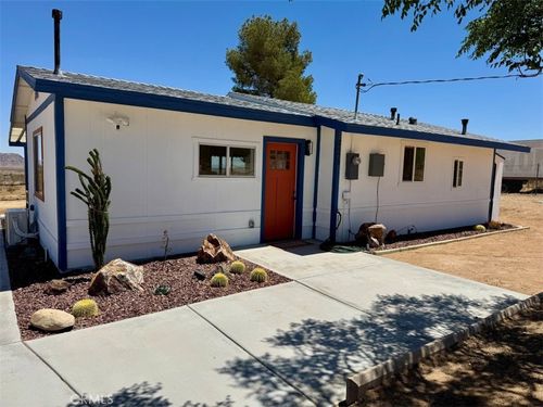2675 Geronimo Trl, Landers, CA, 92285-2039 | Card Image