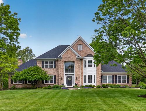 5090 Rollman Estates Dr, Cincinnati, OH, 45236 | Card Image