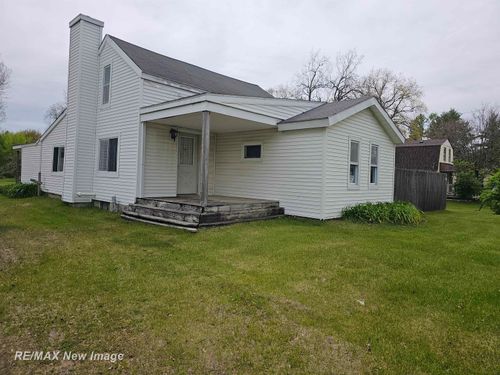14307 N Lewis Rd, Clio, MI, 48420-8837 | Card Image
