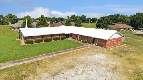 924 W Hope Ave, Vinita, OK, 74301-5126 | Card Image