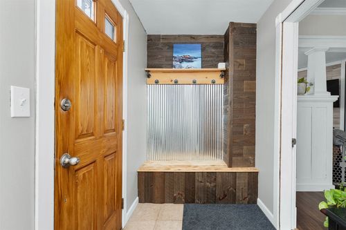 313 Lindoo Ave E, Ladysmith, WI, 54848-2219 | Card Image