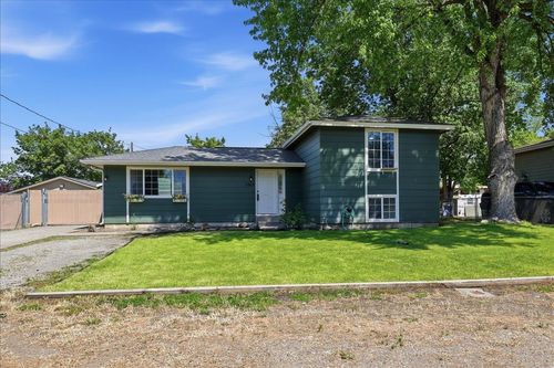7925 E Nora Ave, Spokane Valley, WA, 99212-2569 | Card Image
